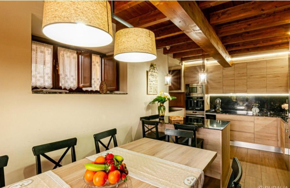 Casa Hortensia ซาลาส ภายนอก รูปภาพ