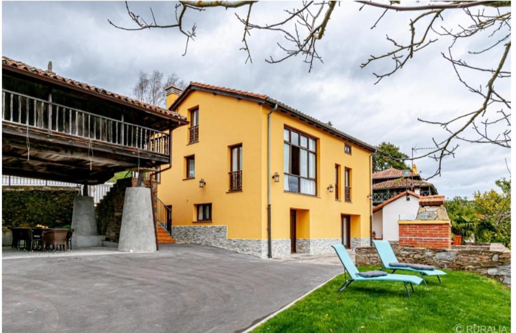Casa Hortensia ซาลาส ภายนอก รูปภาพ